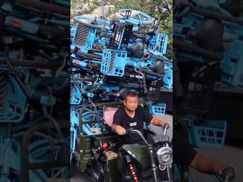 🇨🇳 China - How did he even get these bikes up there? 😳