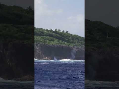 Heavy Seas off Niue