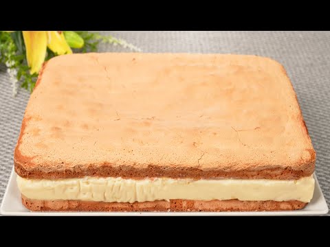 An apple pie that melts in your mouth! Everyone's looking for this recipe! Simple and delicious.