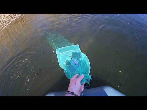 Лучшие приманки на раков! Как поставить раколовку гармошку с лодки! Обзор китайской раколовки!