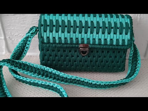 Простая лёгкая сумочка, которую может сделать каждый.