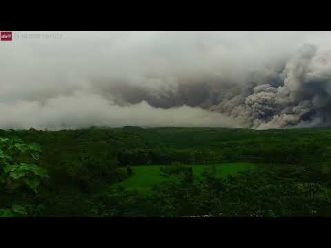 Nov 19, 2025: Large Pyroclastic Flow Semeru Volcano, Indonesia (Raw Footage) Cam A