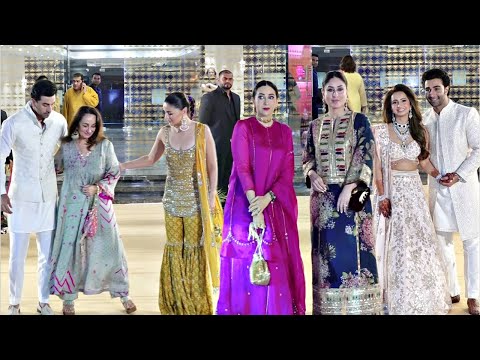 Alia Bhatt, Ranbir, Kareena & Karishma Kapoor At Cousin Aadar Jain And Alekha Advani Mehndi Ceremony