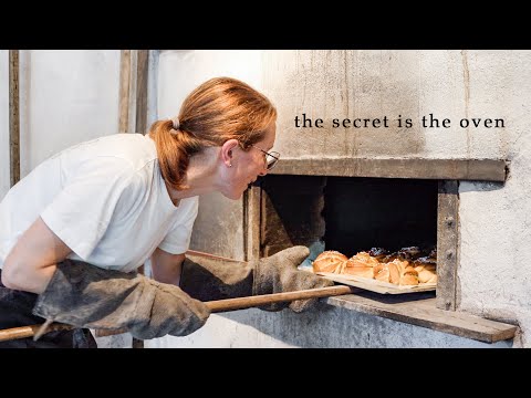 A DAY in the Life of a Lofoten Bakery Owner