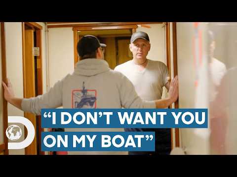Racist Fisherman Is Ejected From The Crew By Captain Rick | Deadliest Catch