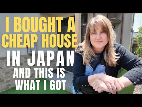 Full Tour of My Cheap Japanese House - Would You Live Here?