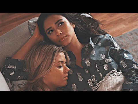 emily & alison | colourway [pretty little liars]