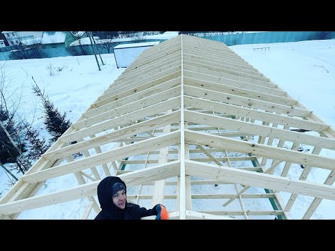 С виду обычный ангар, но внутри роскошный дом