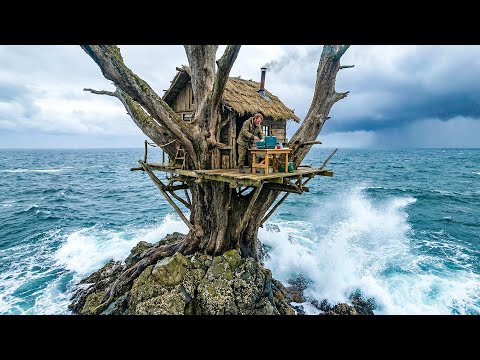130 Days Solo Island Survival : Building Bamboo Hut On A Lone Tree On Island Without Any Modern Gear