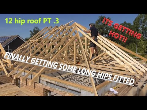 Cutting 6.5 meter hips on a trussed roof ***12 HIP ROOF PART 3***