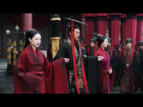 嬴政同時迎娶兩位美人，爲了避免外戚幹政，當衆下诏永不立后！