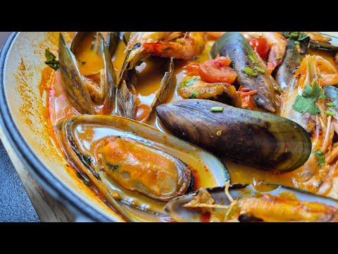 Mussels & Prawns: The Easiest Seafood Dinner