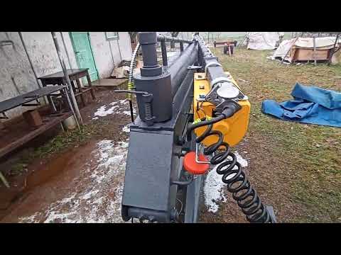 Кран- манипулятор для погрузки ульев грузоподъёмностью 150 кг.