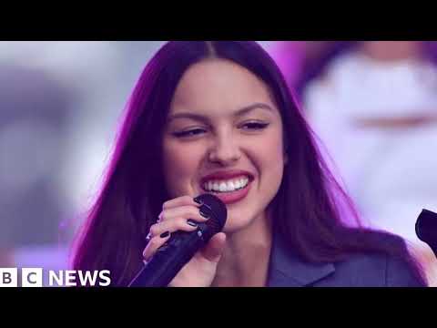 Olivia Rodrigo: The Truth Behind "Drivers License," Her Filipino Roots & The Joshua Bassett Drama