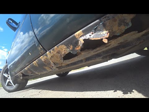 Toyota Exiv. Welding a failed threshold from a sheet metal bending machine.