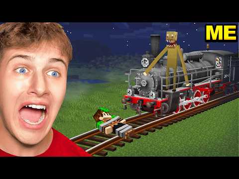 Fooling My Friends with HORROR TRAIN in Minecraft