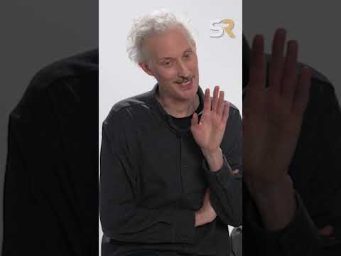 Emily in Paris: who should Emily end up with??? ❤️❤️ #shorts #emilyinparis