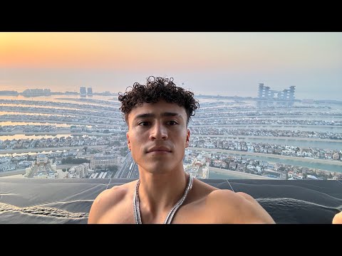 pov: average Wednesday in Dubai with your rich friends