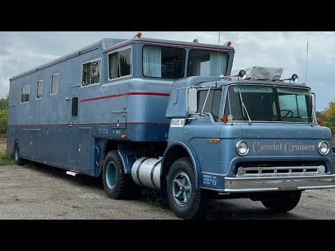 Inside the 1974 Ford Camelot Cruiser – A Time-Capsule on Wheels Once Featured in @GasMonkeyGarage 