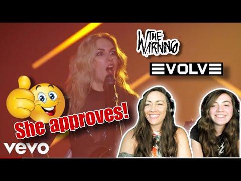 Daughter's introduction to... | The Warning - EVOLVE (Live on The 2023 MTV Video Music Awards)