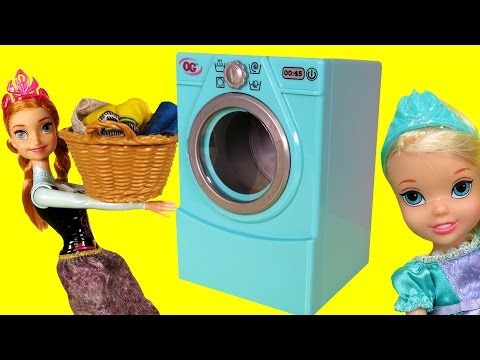 WASHER ! Laundry - Elsa & Anna toddlers - Foam - Mess - Soap