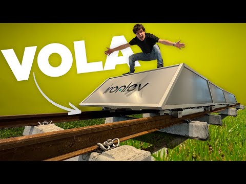 Questo TRENO A LEVITAZIONE MAGNETICA cambia tutto!