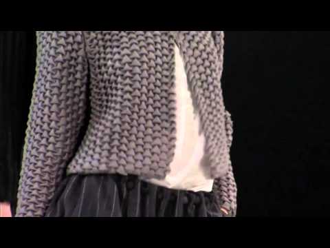 Emporio Armani   2010 Fall Winter   Womenswear Collection