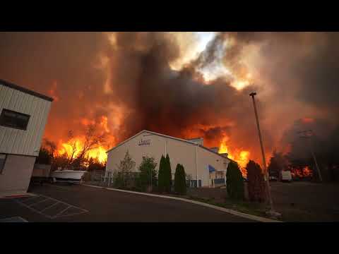 Massive N.J. wildfire consumes more than 8,000 acres, destroys a building