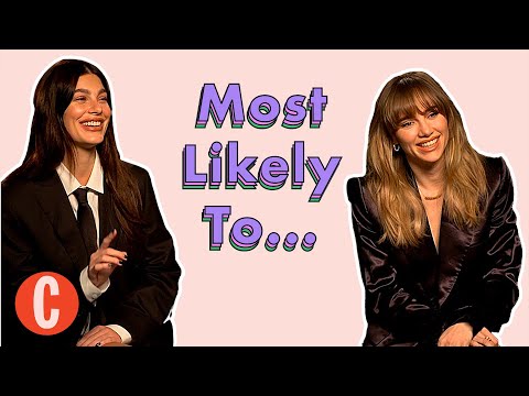 Suki Waterhouse and Camila Morrone on Singing Karaoke for Adele and Daisy Jones & The Six | Cosmo UK