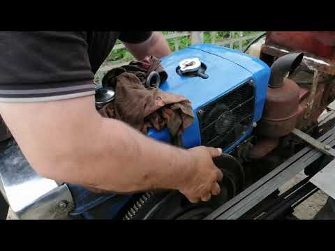How to change engine oil in a walk-behind tractor. What to add and how to change it.