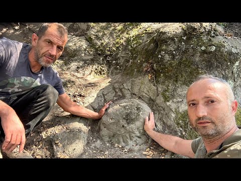 We Are Opening The Legendary Treasure Case That Has Not Been Opened For Months!!!