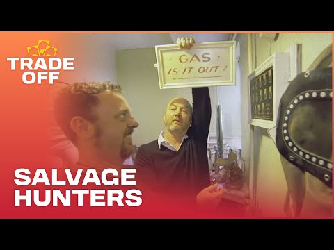Off Limit Items Inside The 1920s Themed Hotel | Salvage Hunters