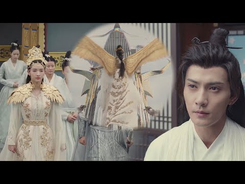 The girl becomes a queen, She spreads her wings and opens the sky city, get his attention!