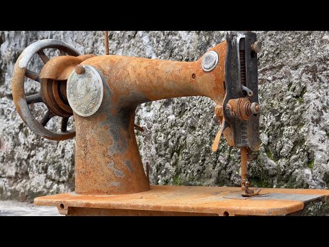 Restoring a SINGER 105-YEAR-OLD Sewing Machine That Is Extremely Rusty | For My Wife