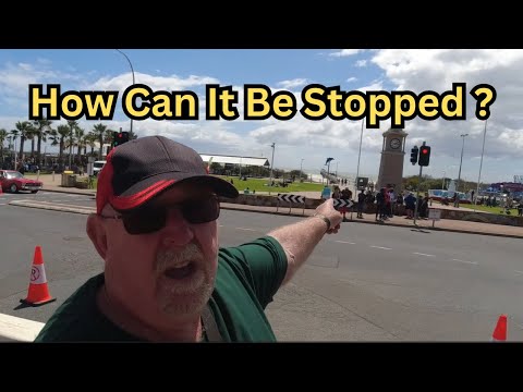 RAW & UNCUT. Semaphore SA. Street Fair Walkabout