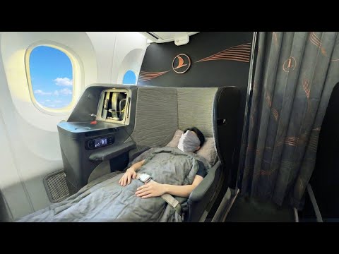 11 Hours on Europe's Best Business Class! | Turkish Airlines 787-9 🇹🇷