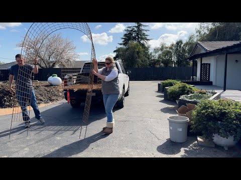 Picking Up the Rusted Metal Trellises for the Shade Garden! 🌿🌱🍃 I Can’t Wait to Get Them Planted Up!
