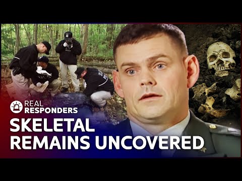 Hunting A Cold-Blooded Killer After Corpse Found In The Woods | New Detectives | Real Responders