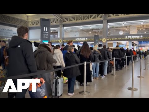 WATCH | Snow Chaos Grips US Northeast as Flights, Trains Grind to a Halt | APT