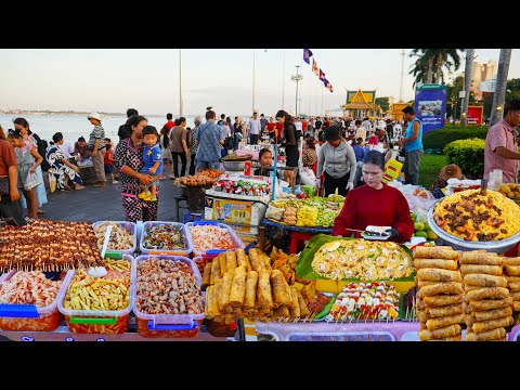 You Won’t Believe How BIG This Street Food Market Is | Phnom Penh Night Food Tour