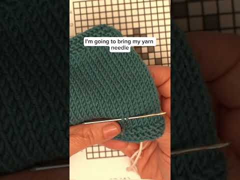 Have you ever tried Swiss Darning? π² #knitting #knitalong #blanket