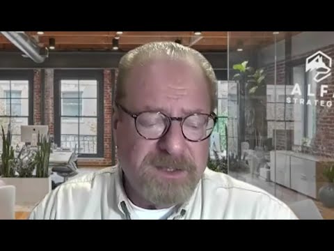 Air ambulance spokesperson speaks out after deadly medical jet crash in Philadelphia