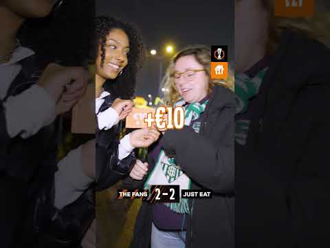 Would you hit the target like these fans? 🤔🎯#UELdeliver @JustEatTakeaway