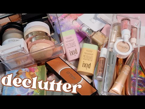 *decluttering* my makeup collection ✨highlighter & face palettes!✨ 2024