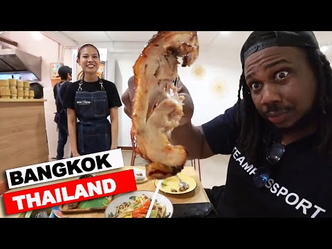 Thai Women Likes It Spicy - The Food of Bankok Thailand