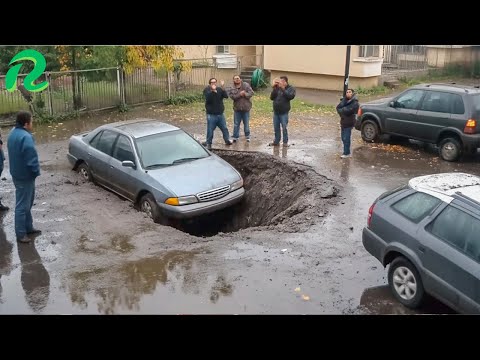 People Having A Bad Day #17 | TOTAL IDIOTS AT WORK Compilation