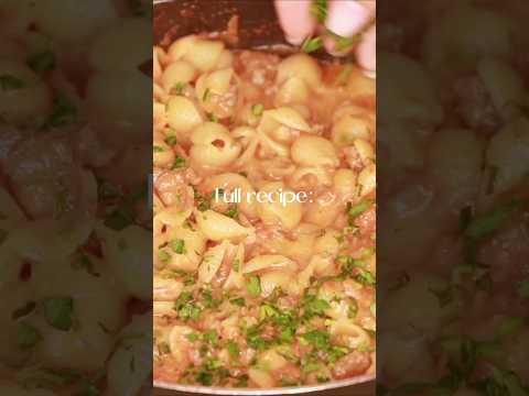 Delicious Pasta with Tomato & Beef Sauce #pastatime #souprecipe #tomatosauce #pasta