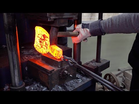 How to make Damascus Axe with Forging Process. Korean handmade knife artisans