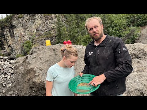 Gold Mining In Alaska, Hoping for 2 Ounces 🔴LIVE