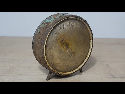 RESTORATION OF a very rusty ALARM CLOCK "Jantar". Restoring old watches.